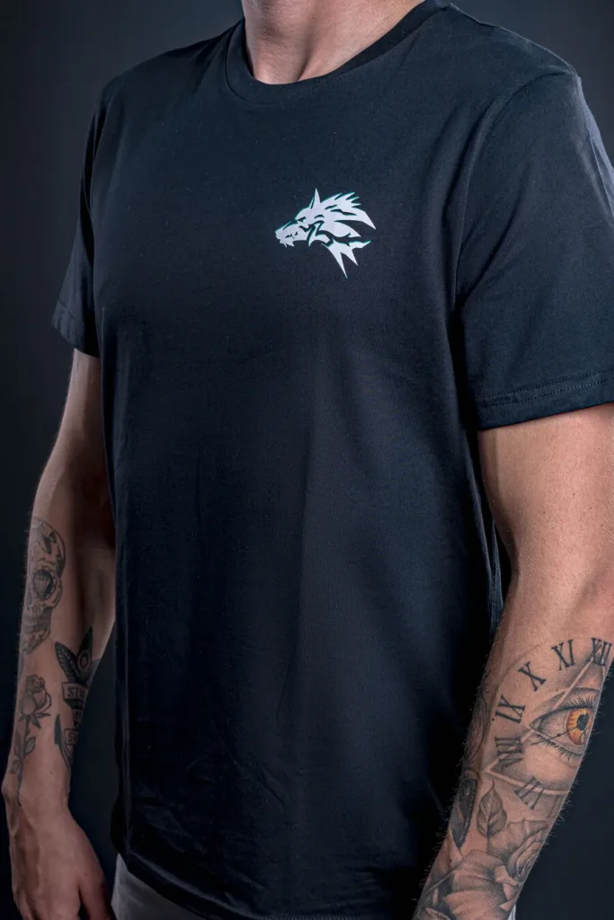 Basic Line Shirt | LunaKorpz