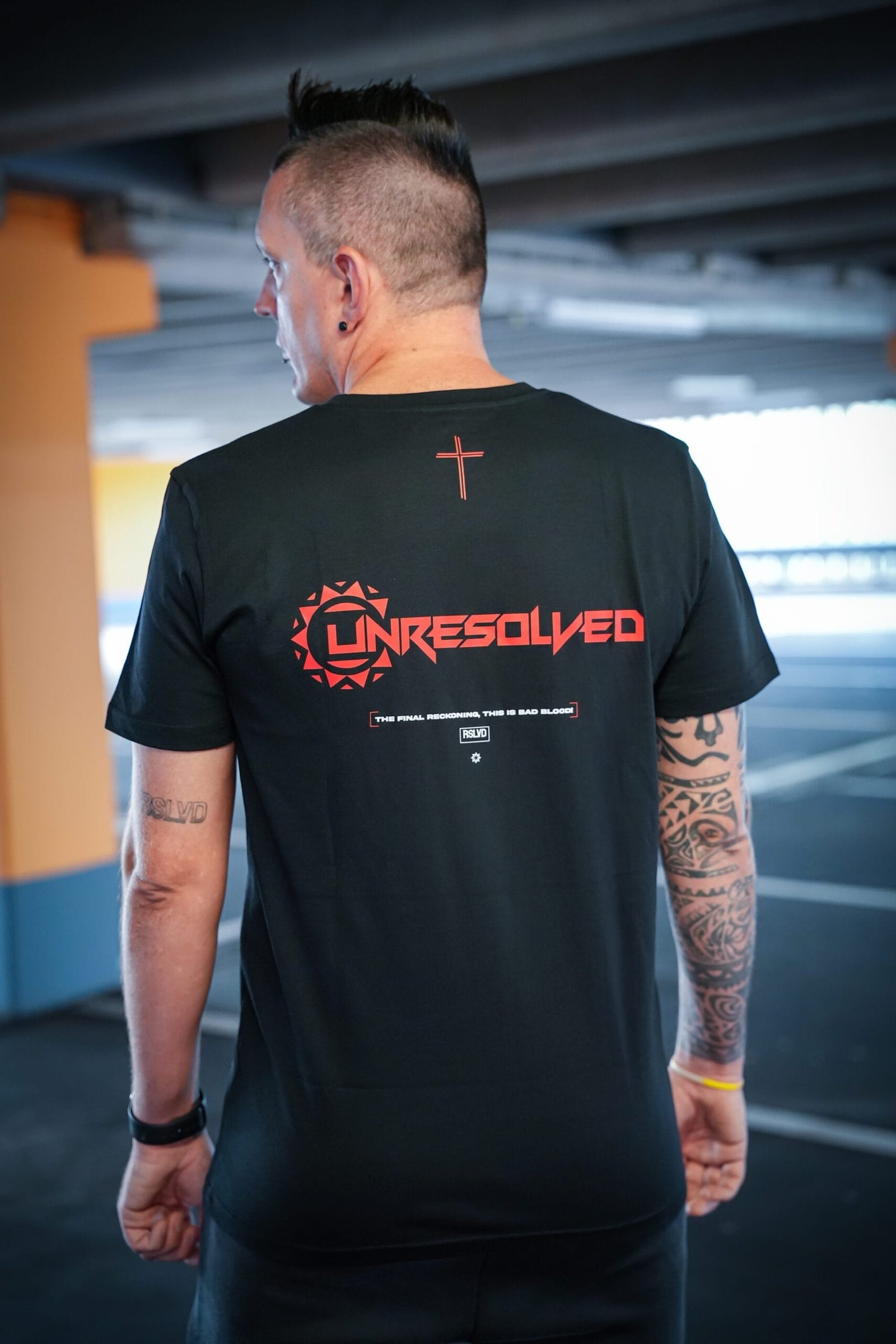 UNRESOLVED I ESSENTIAL SHIRT I SUMMER COLLECTION