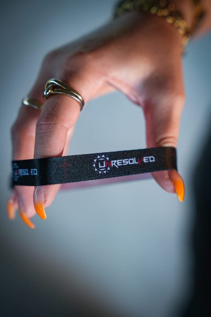 UNRESOLVED | WRISTBAND I SUMMER COLLECTION