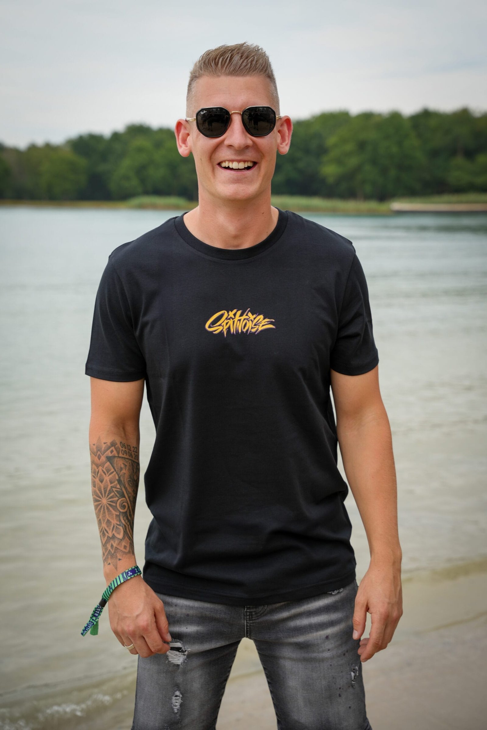 SPITNOISE I SMILEY SHIRT