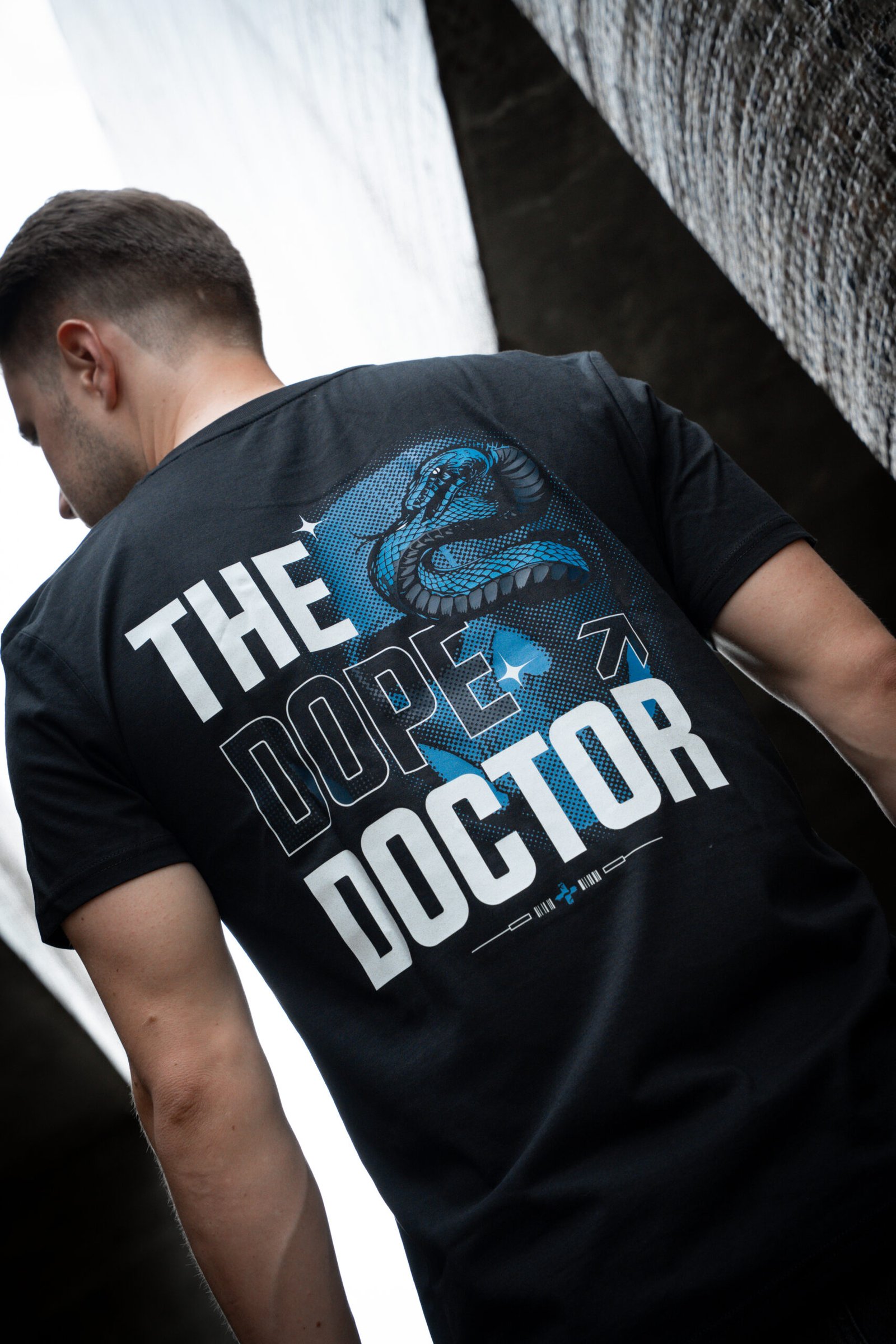 THE DOPE DOCTOR I SNAKE SHIRT